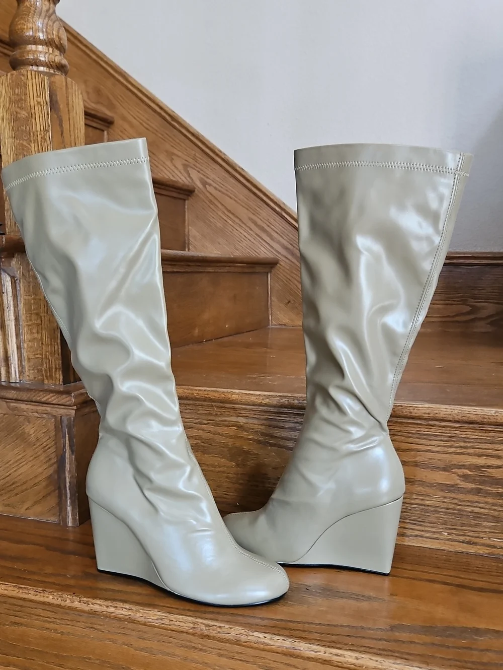 NWT Zara MidCalf Slouchy Faux Leather Wedge Boots in Light Taupe/Beige Colorway